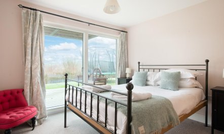 5 Bed in Somerford Keynes 7