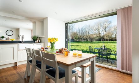 2 Bed in Somerford Keynes 5