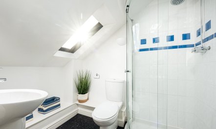 2 Bed in Somerford Keynes 8