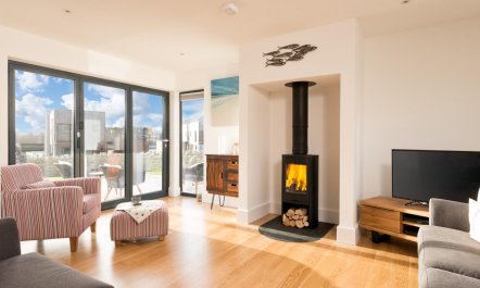 3 Bed in Crossways