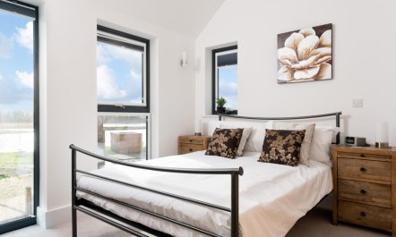 3 Bed in Crossways 7