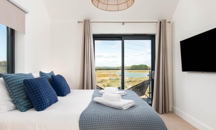 3 Bed in Crossways 5