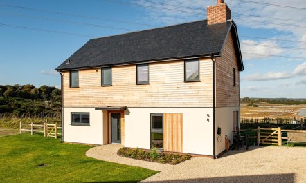 3 Bed in Crossways