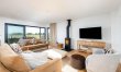 3 Bed in Crossways 1