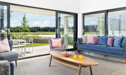 4 Bed in Crossways