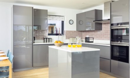 4 Bed in Crossways 9