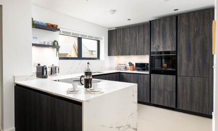 4 Bed in Crossways 3