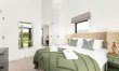 4 Bed in Crossways 9