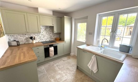 2 Bed in Lymington 7
