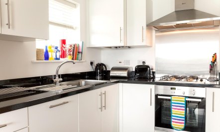 3 Bed in Somerford Keynes 5