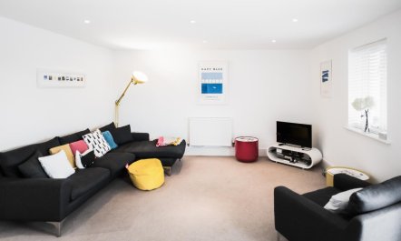 3 Bed in Somerford Keynes 1