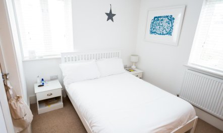 3 Bed in Somerford Keynes 6