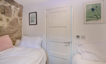 5 Bed in Cerrigydrudion 9