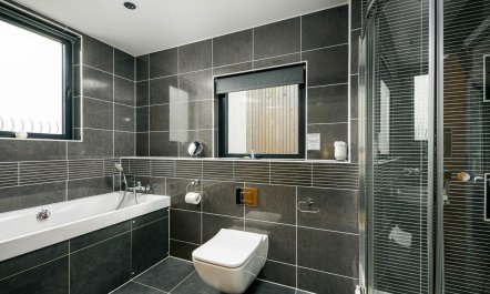 5 Bed in Somerford Keynes 8