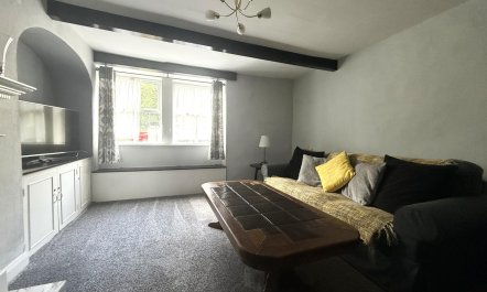 2 Bed in Haworth 3