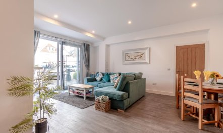 2 Bed in Bournemouth 4