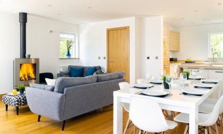 4 Bed in Somerford Keynes 3