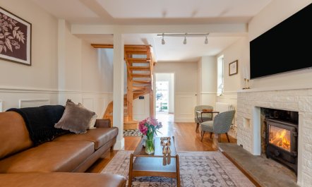 3 Bed in Broadoak 3