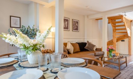3 Bed in Broadoak 8