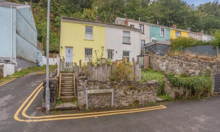 2 Bed in Mumbles 6