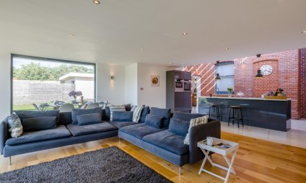 3 Bed in Roughton 5