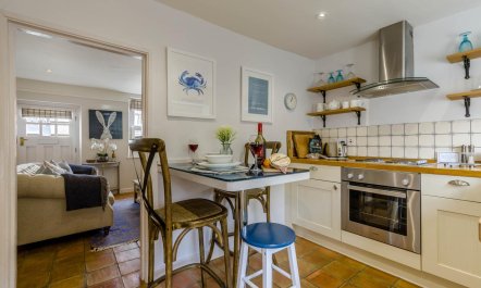 1 Bed in Holt 8