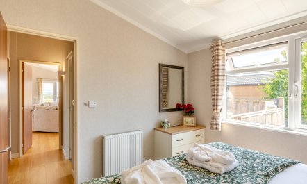 2 Bed in West Lydford 5