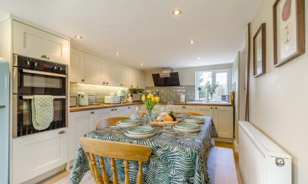 3 Bed in Ingham 2