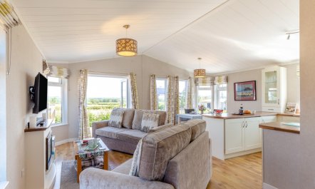 1 Bed in West Lydford 4