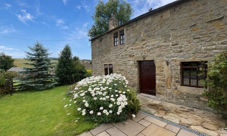2 Bed in Bolton By Bowland