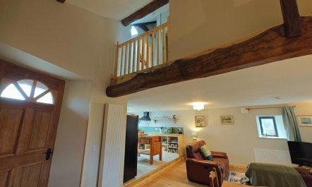 2 Bed in Hatt 5