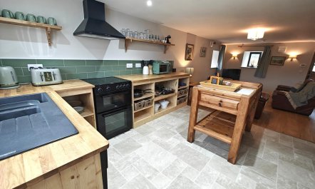 2 Bed in Hatt 4