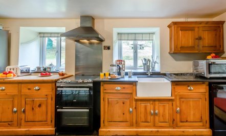 4 Bed in Dolgellau 8