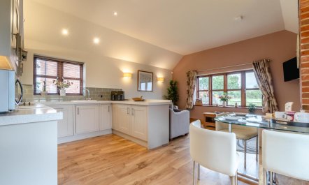 2 Bed in Yoxall 2
