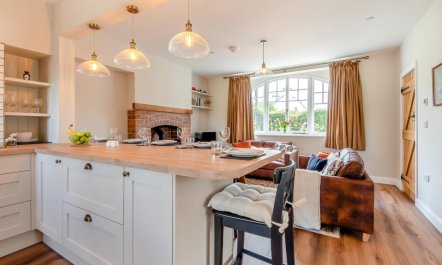 3 Bed in Hay-on-Wye 2