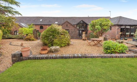 6 Bed in Butterton 3