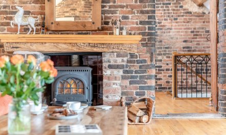 6 Bed in Butterton 4