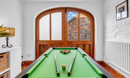 6 Bed in Butterton 4