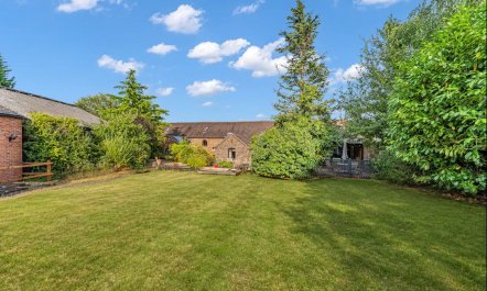 6 Bed in Butterton 5