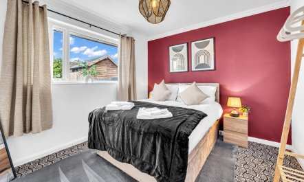 2 Bed in Cheadle 9