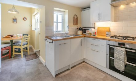 2 Bed in Appledore 5