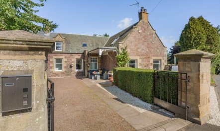 4 Bed in East Linton 2