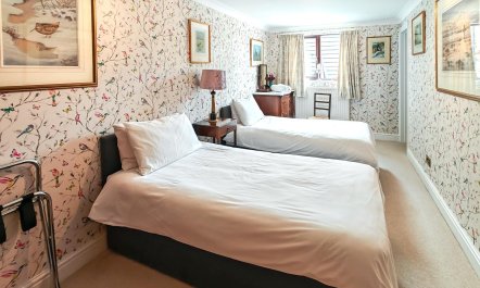 7 Bed in Gillingham 5
