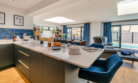 3 Bed in Widemouth Bay 8