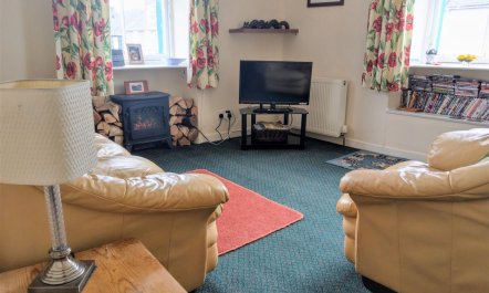 2 Bed in Kirkcudbright 1