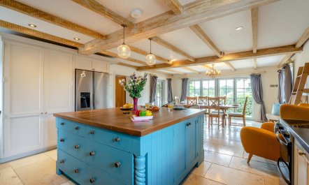 3 Bed in Upleadon 8