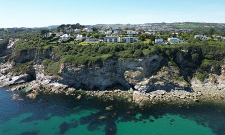 2 Bed in Carlyon Bay 7