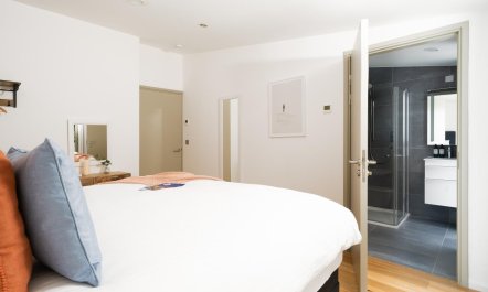 2 Bed in Carlyon Bay 8