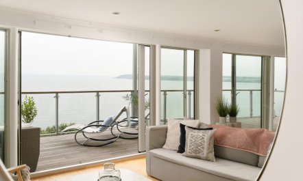 2 Bed in Carlyon Bay 5
