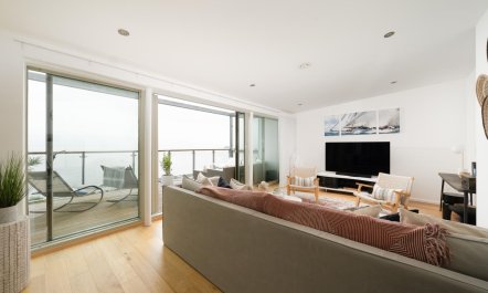 2 Bed in Carlyon Bay 1